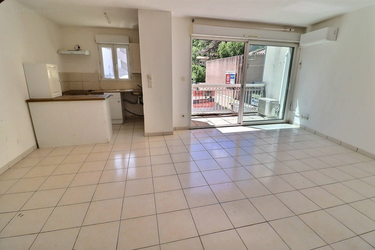 Appartement à CLERMONT-L&#039;HERAULT