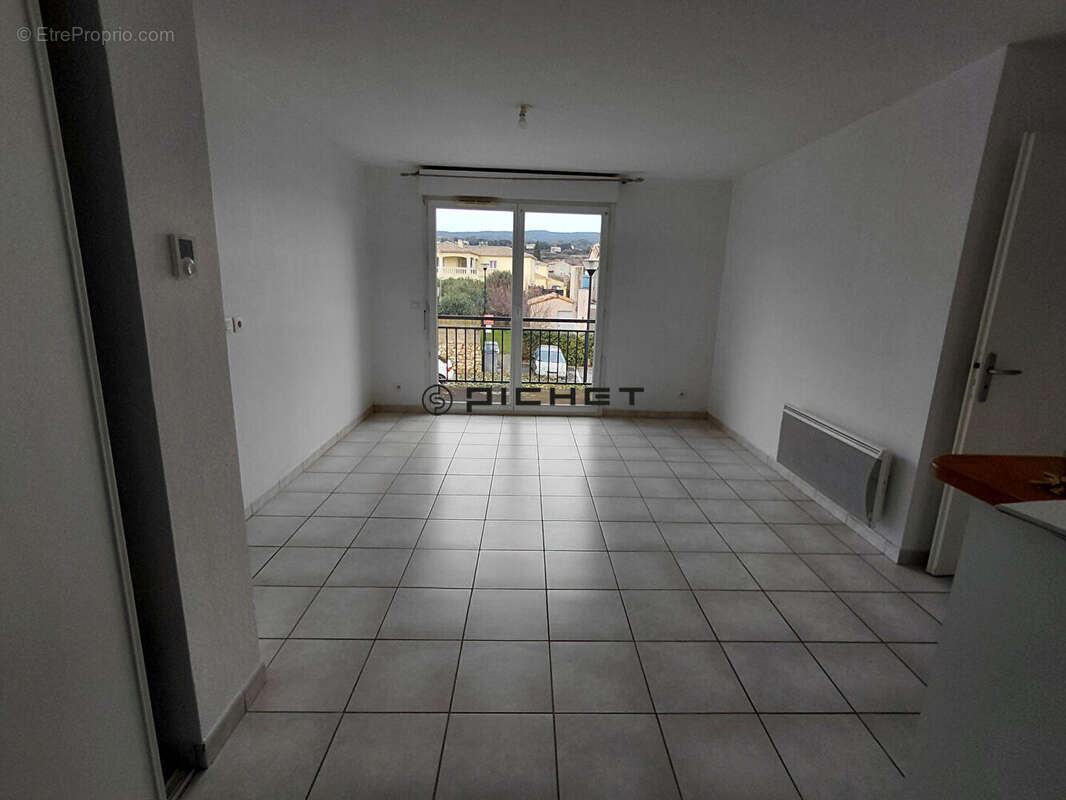 Appartement à BOURG-SAINT-ANDEOL