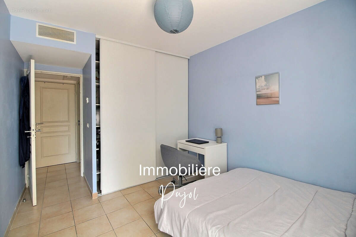 Appartement à MARSEILLE-9E