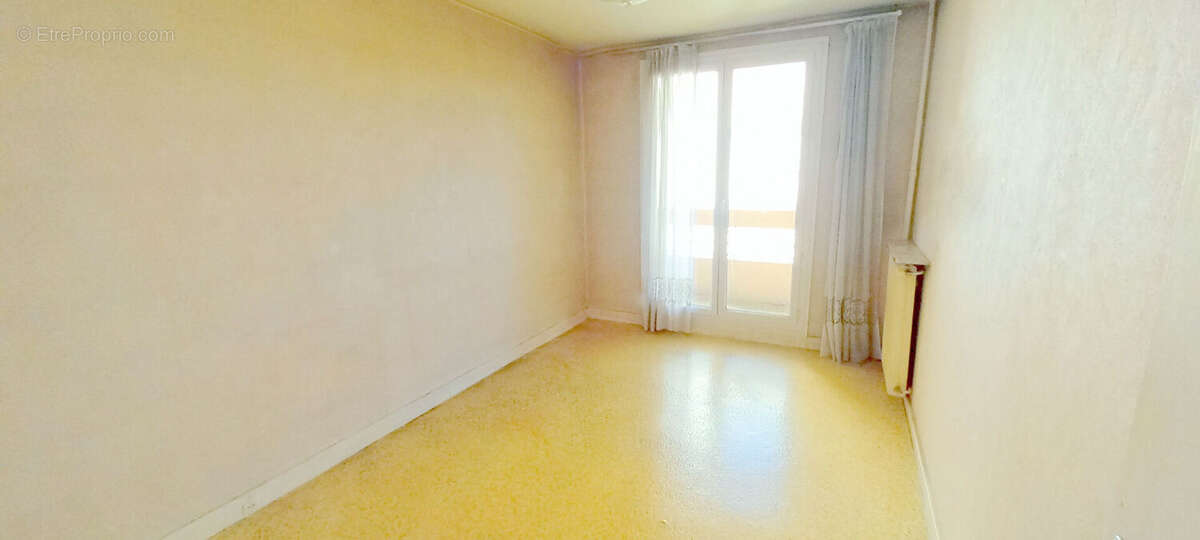 Appartement à BONDY