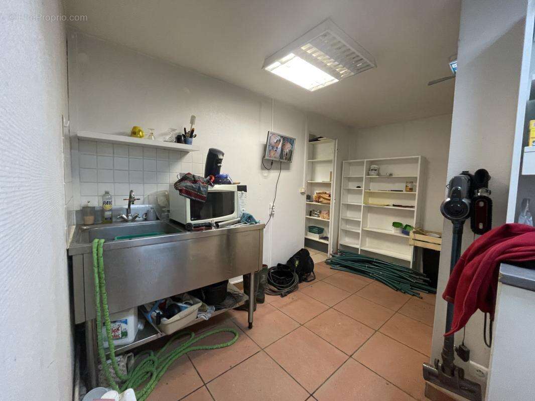 Commerce à INGRANDES