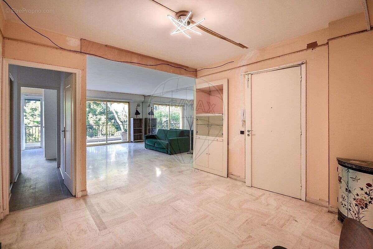 Appartement à CAP-D'AIL