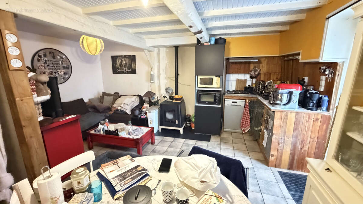 Maison à LAURE-MINERVOIS