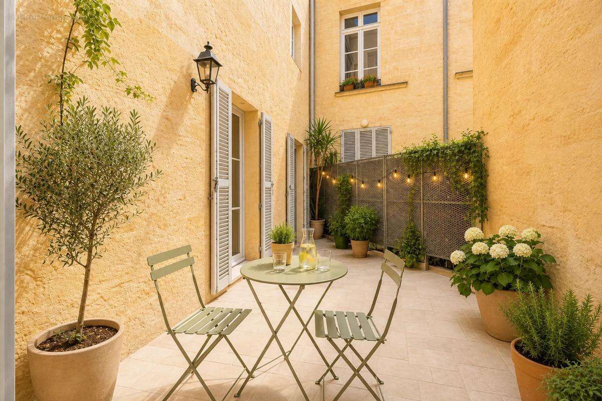 Appartement à BORDEAUX
