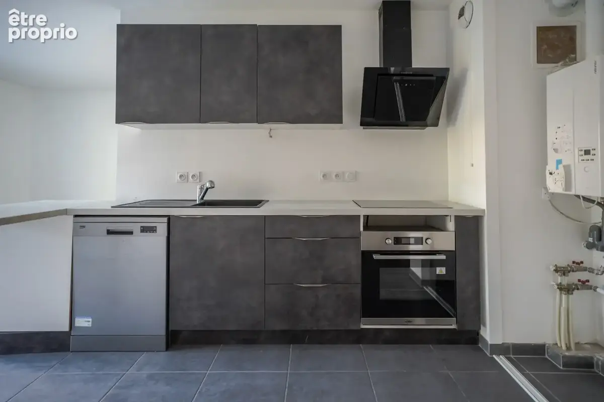 À vendre – T2 en rez-de-jardin avec terrasse et jardin à Saint-Pierre-en-Faucigny (74) - photo 7
