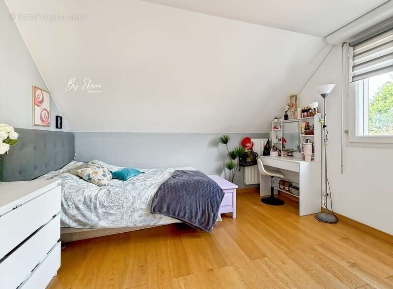 Maison à BUSSY-SAINT-GEORGES