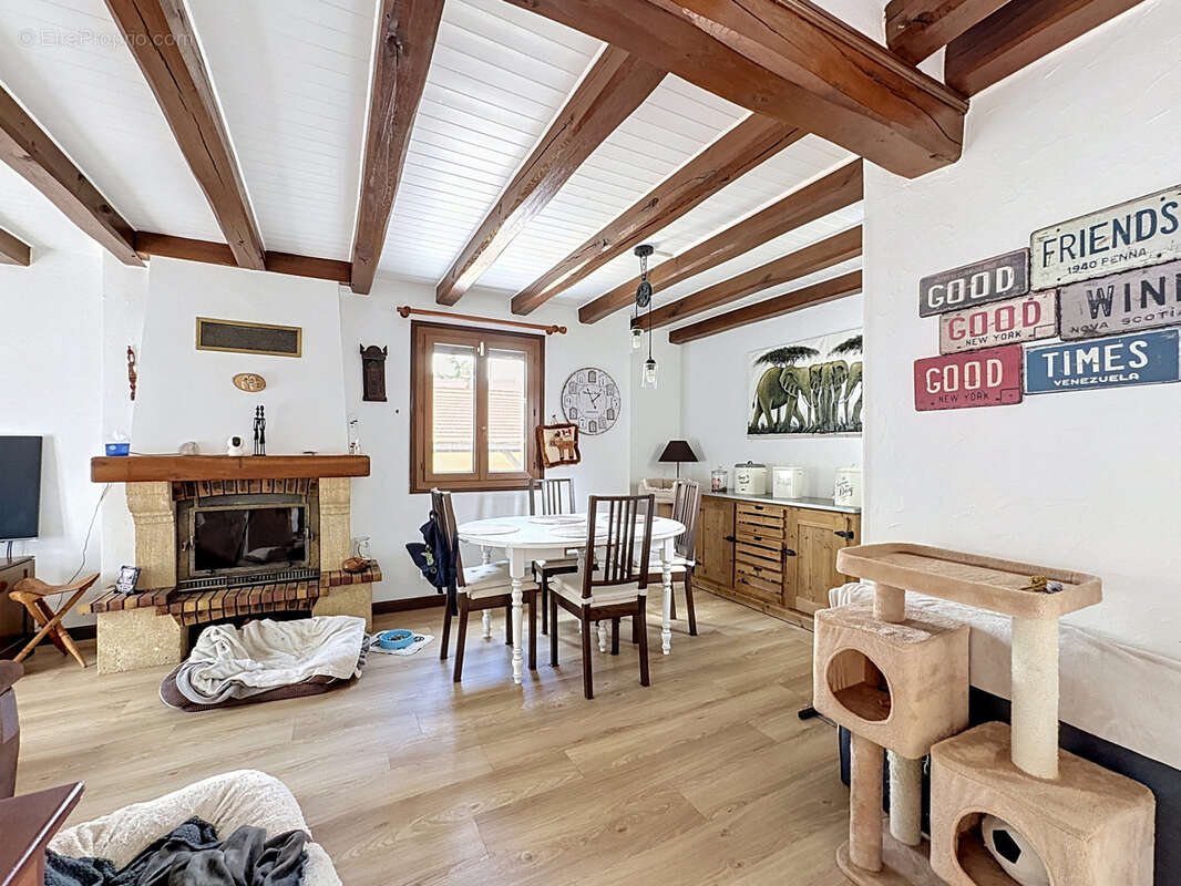 Maison à SAVIGNY-SUR-ORGE