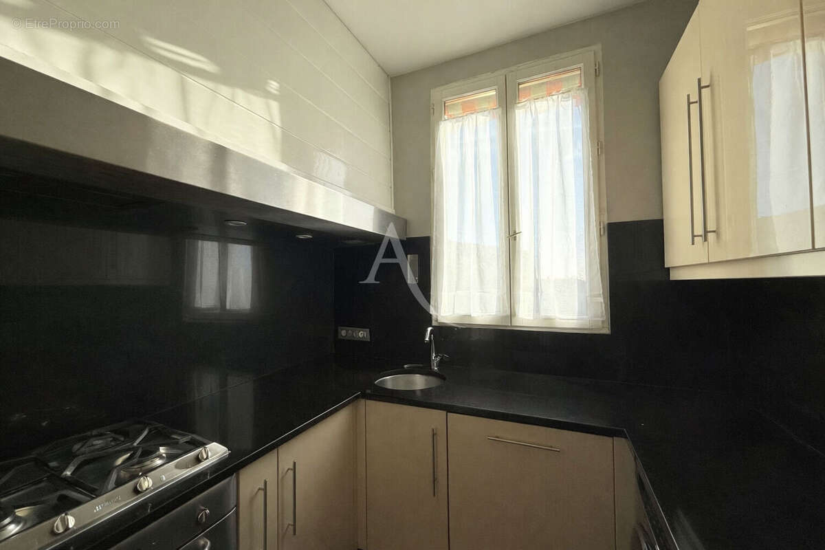 Appartement à LE PERREUX-SUR-MARNE