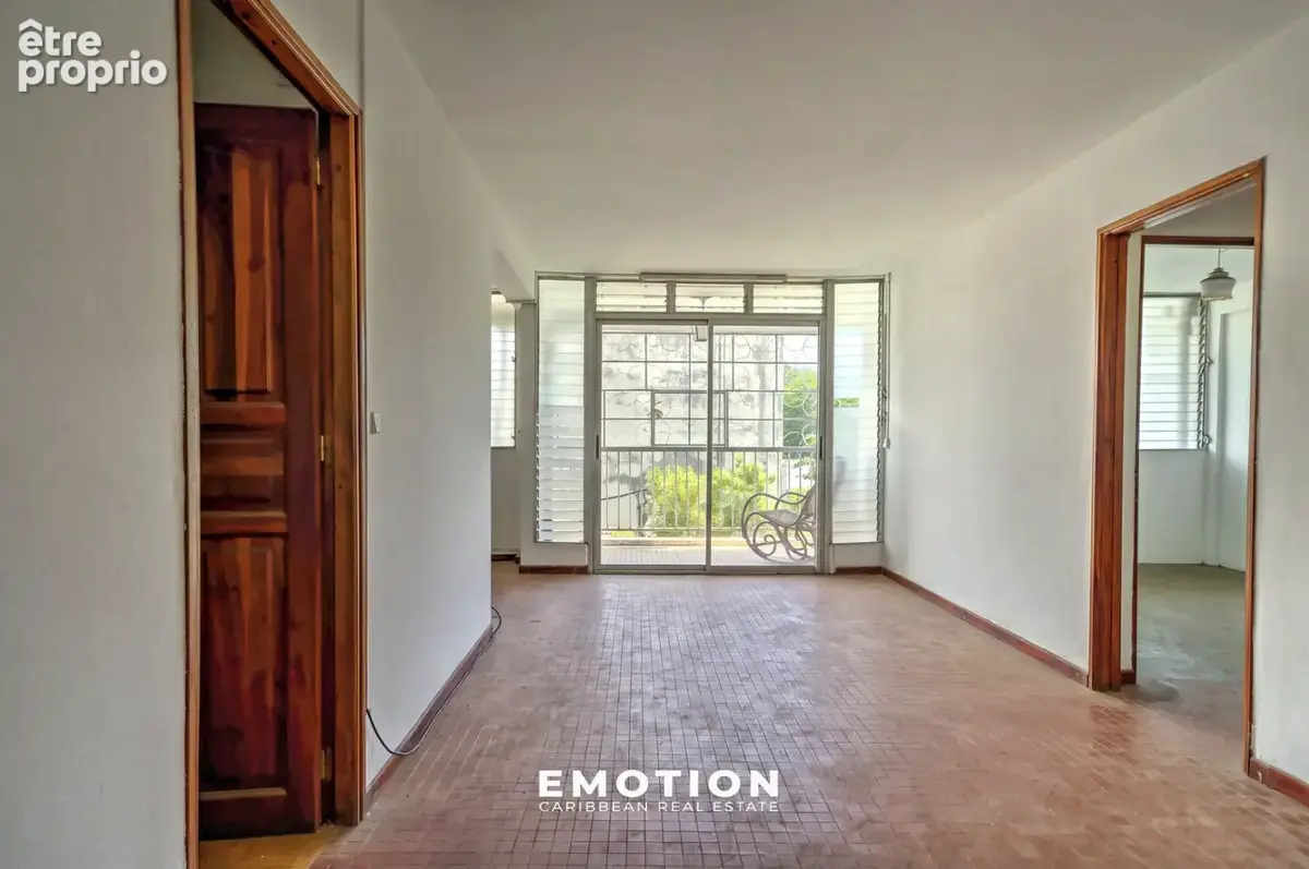 Appartement T4 66 m2 + terrasse - Le Raizet   Les Abymes - photo 3