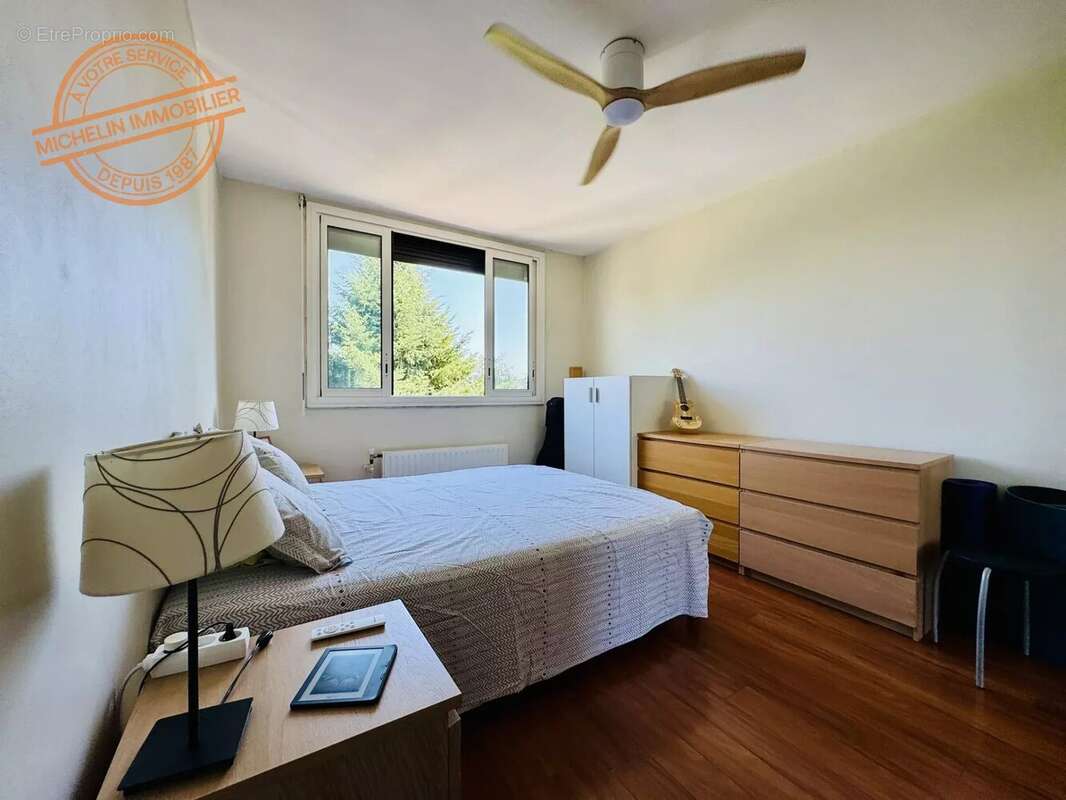 Champagne-au-mont-d’or – appartement traversant 74,64 m² – 2 chambres – parc arboré - photo 5