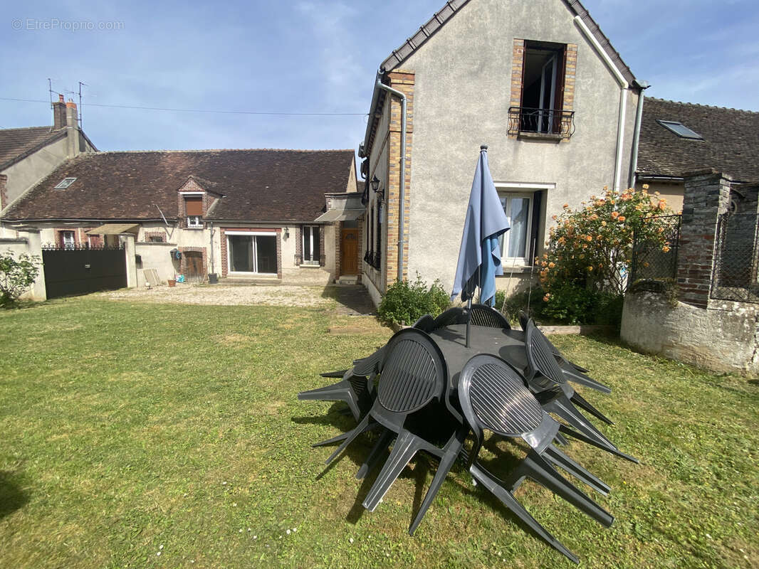 Maison 5 pièce de 125 m2 à Etigny 89510 - photo 13