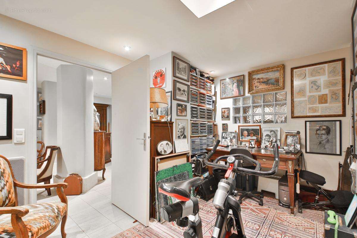Appartement à PARIS-9E