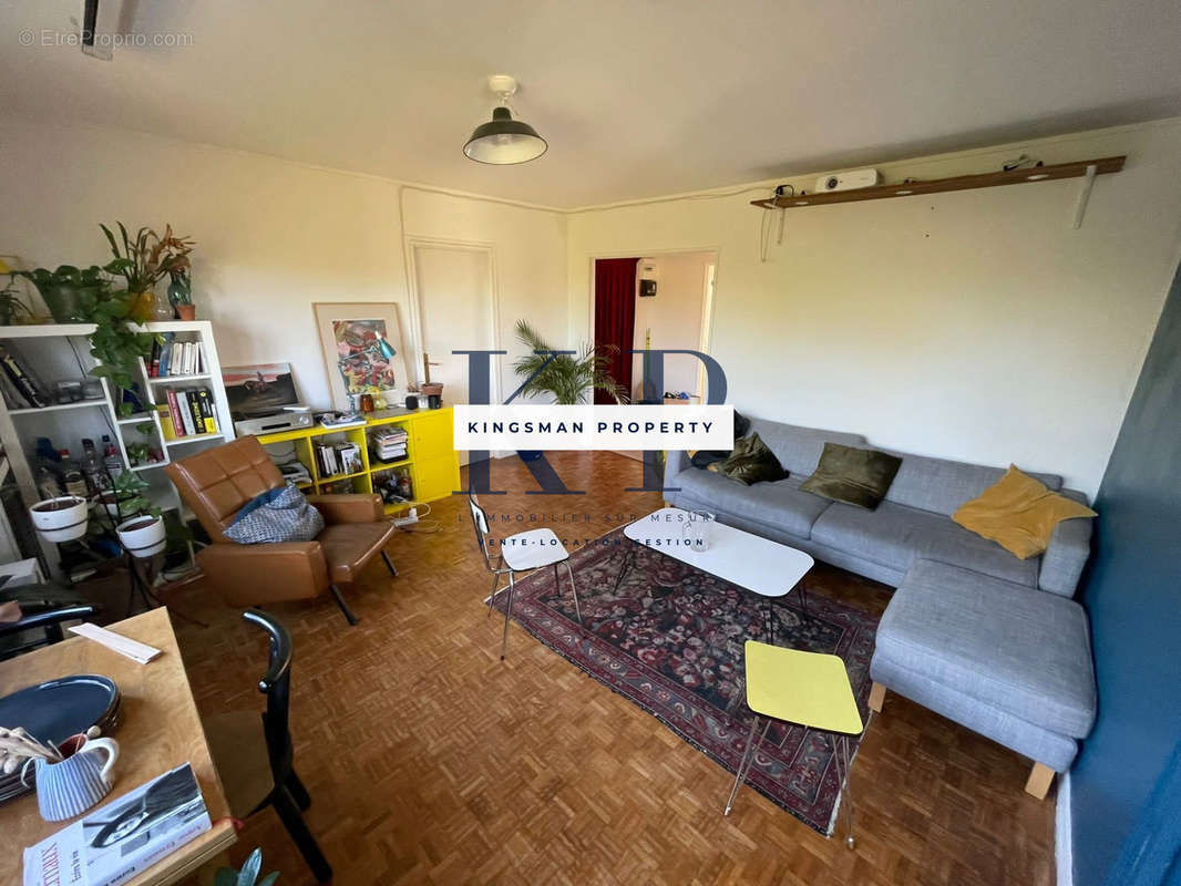 Appartement à PARIS-19E