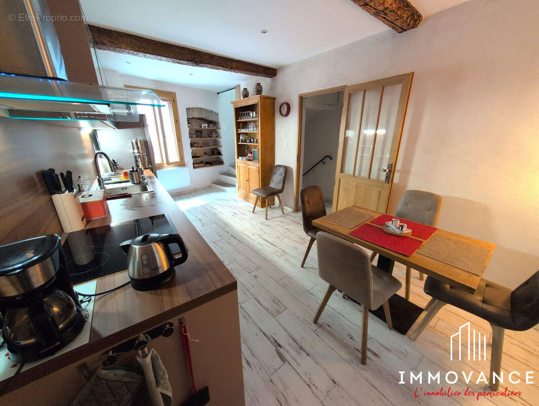 Maison 70 m² à Viols-Le-Fort  - photo 8