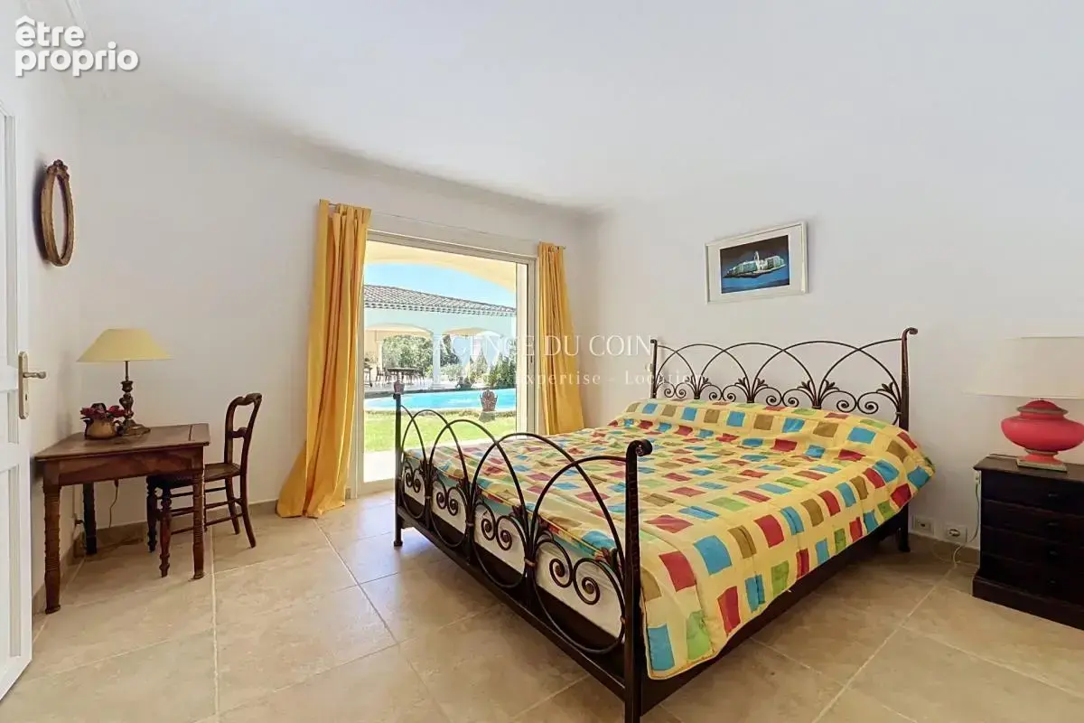 Magnifique villa de plain-pied avec piscine, vue panoramique - photo 12