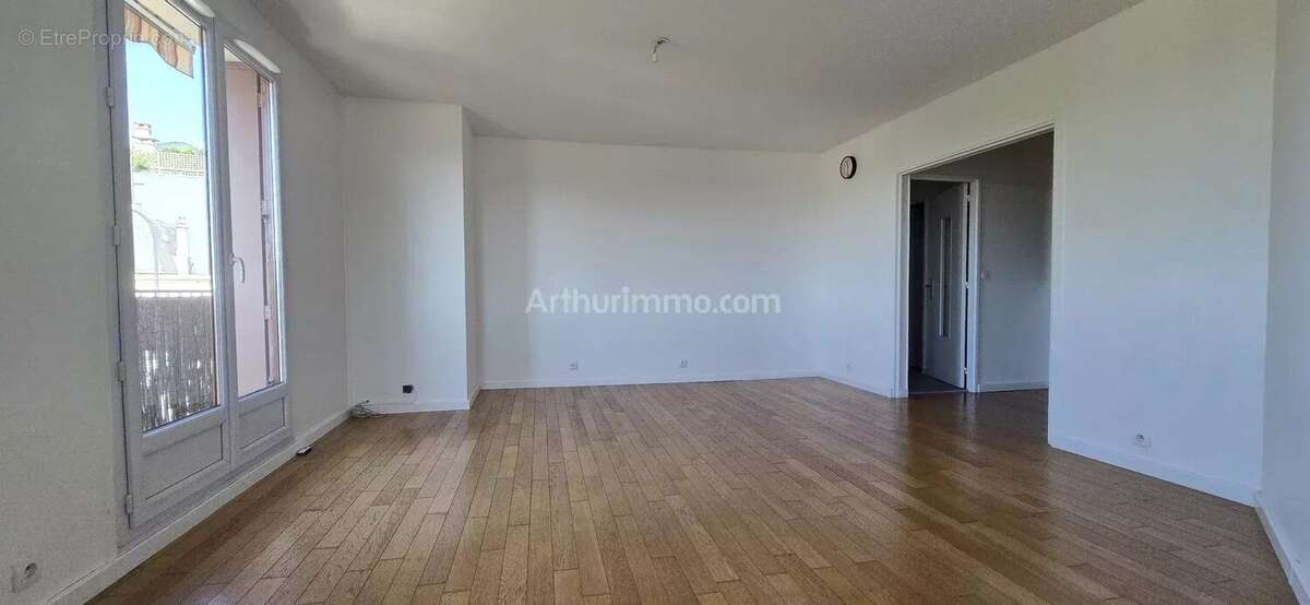 Appartement à NOGENT-SUR-MARNE