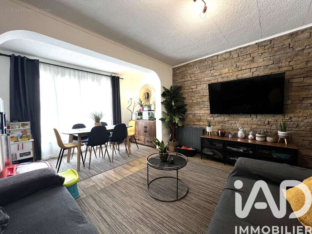 Photo 4 - Appartement à PARAY-VIEILLE-POSTE