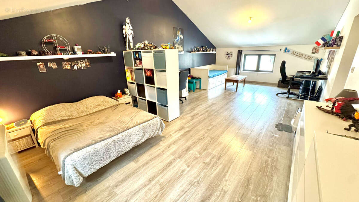 Maison à ALTHEN-DES-PALUDS