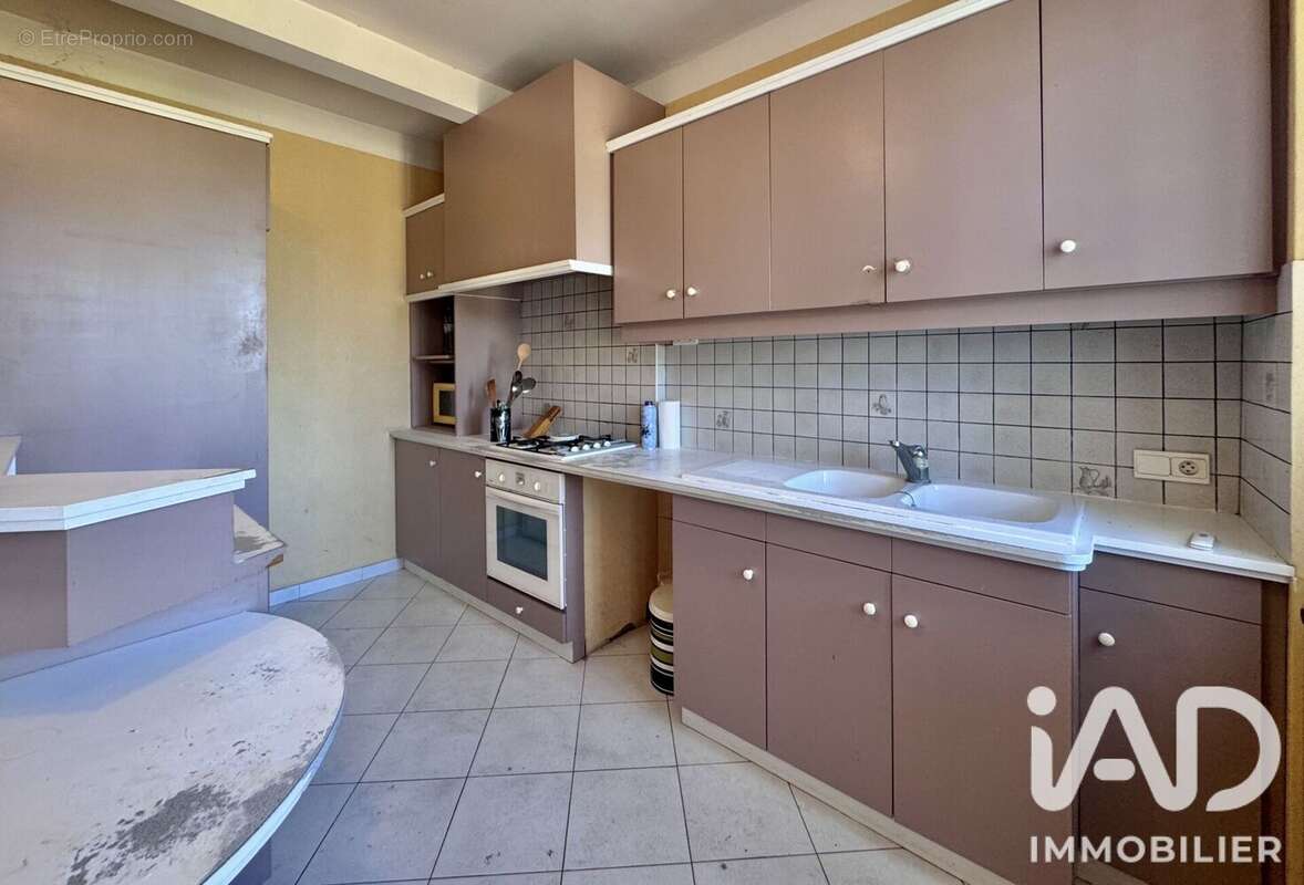 Maison 106 m² à Champs-Sur-Yonne  - photo 8