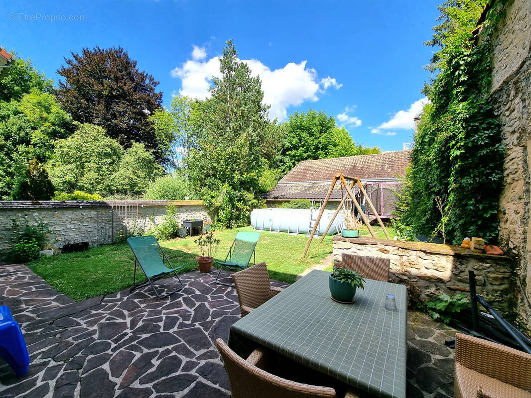 Maison à LE MEE-SUR-SEINE