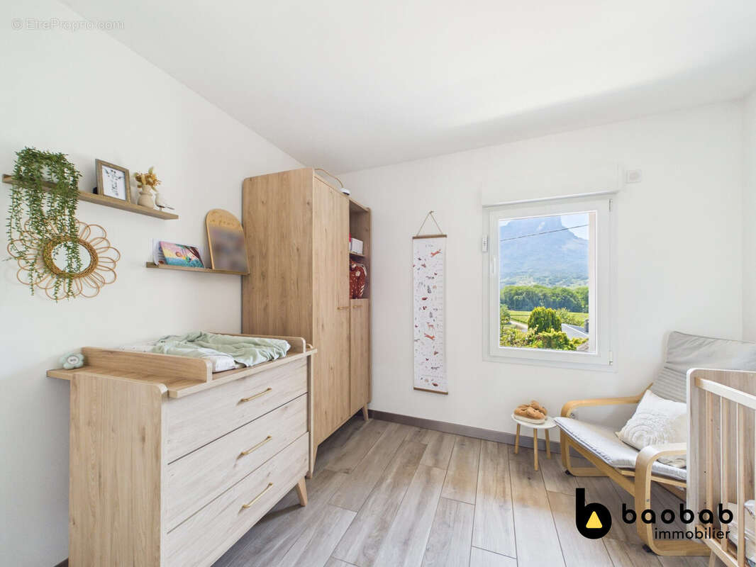 Maison 140 m² à Montmelian  - photo 6