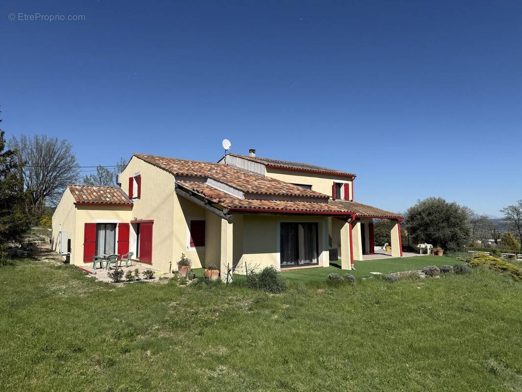 Maison à PIERREVERT