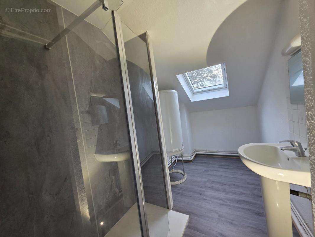 Immeuble à vendre SAINT SORNIN LEULAC (87) - photo 13