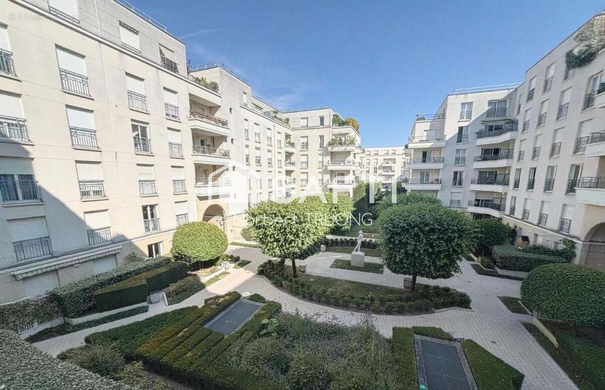 Appartement 73 m² à Issy-Les-Moulineaux  - photo 2