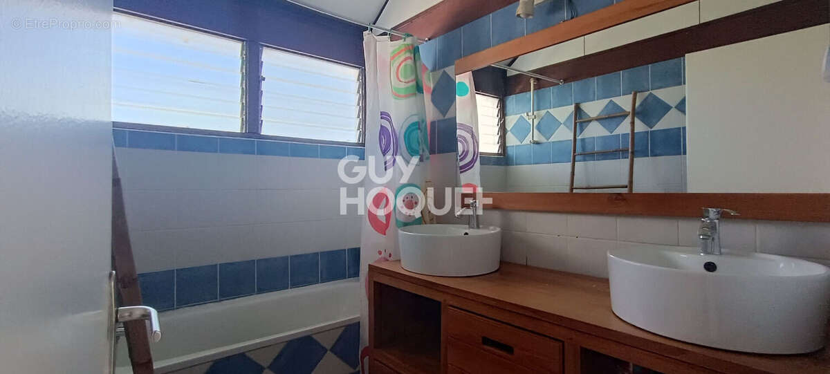 Maison à SAINT-PIERRE