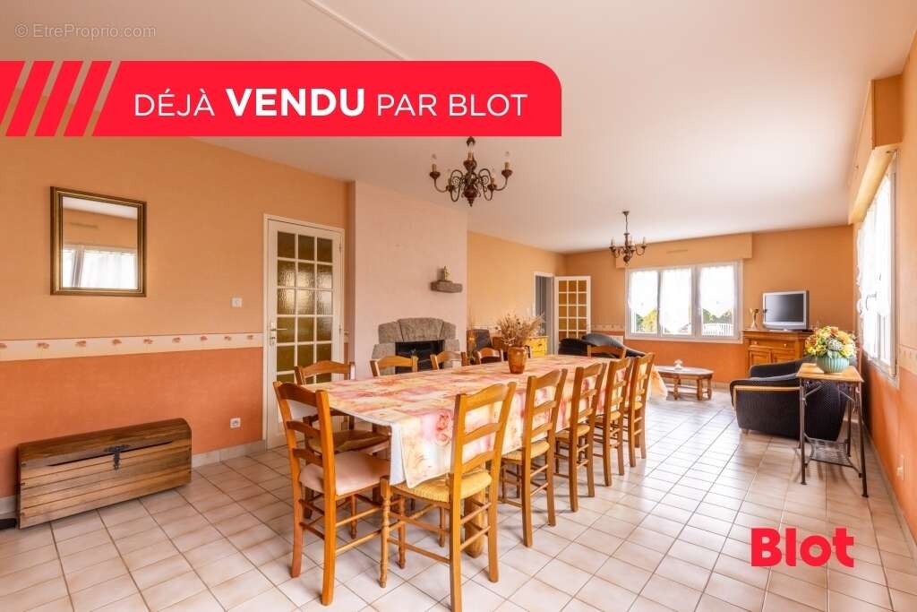 Maison à JANZE