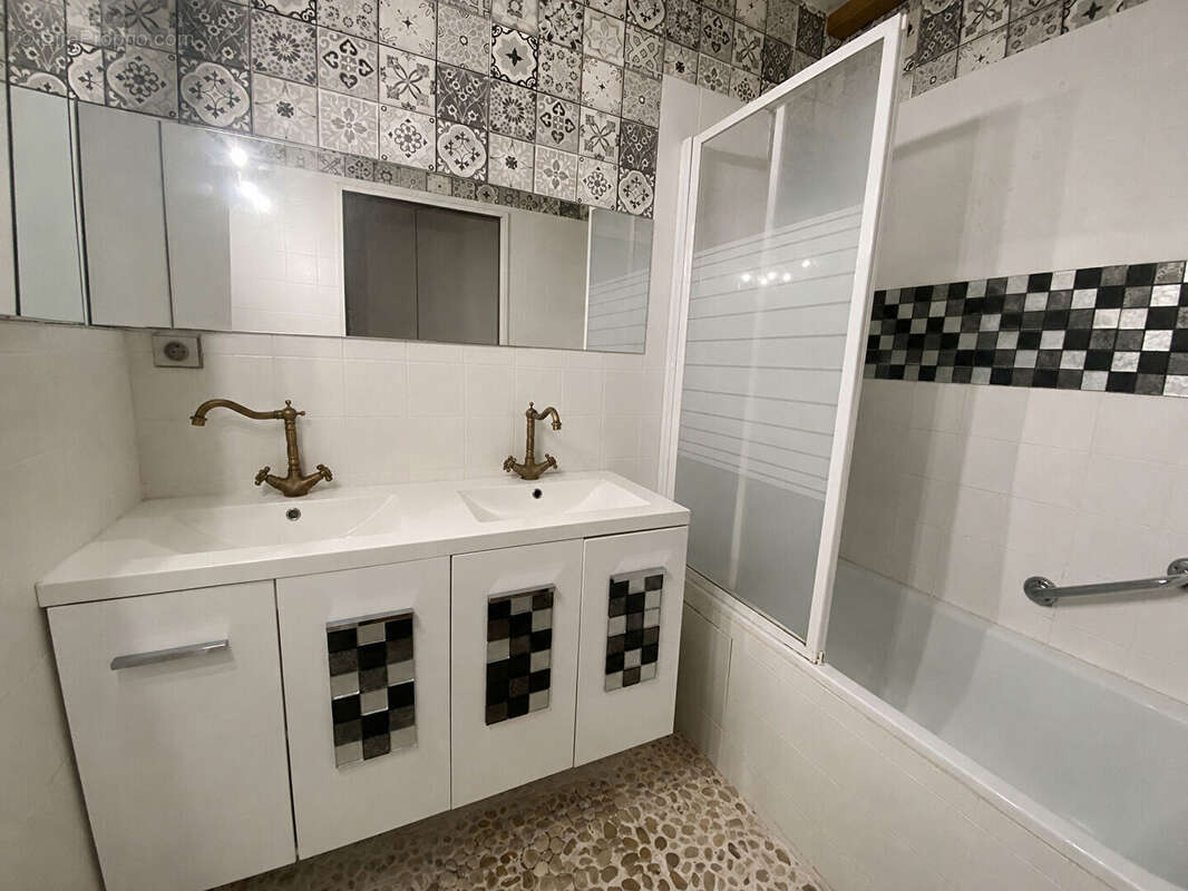 Appartement à RIORGES