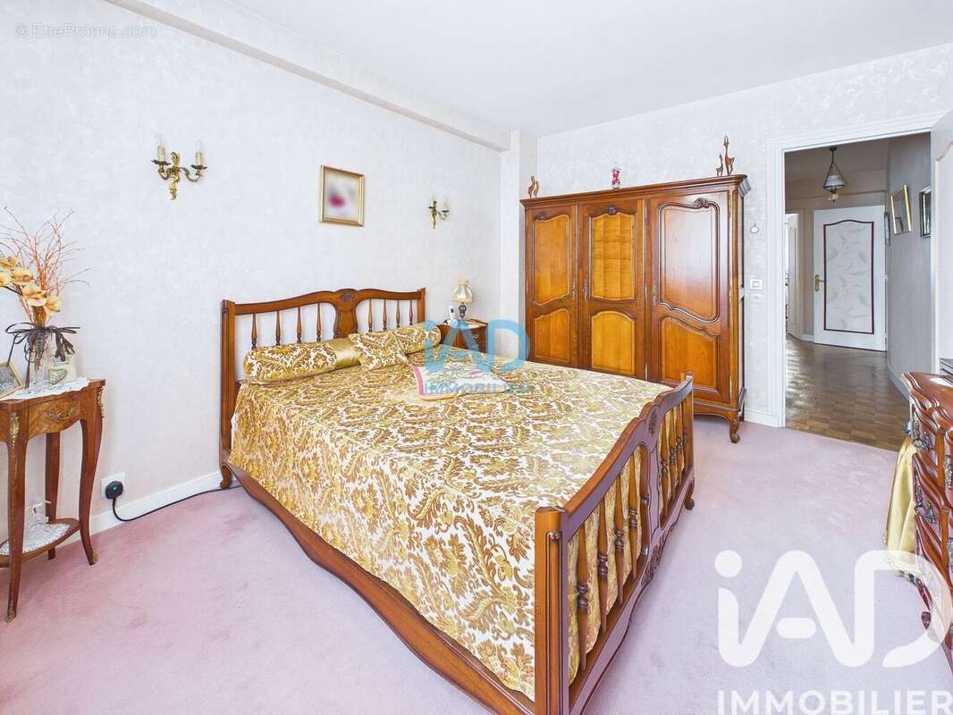 Photo 8 - Appartement à PARIS-15E