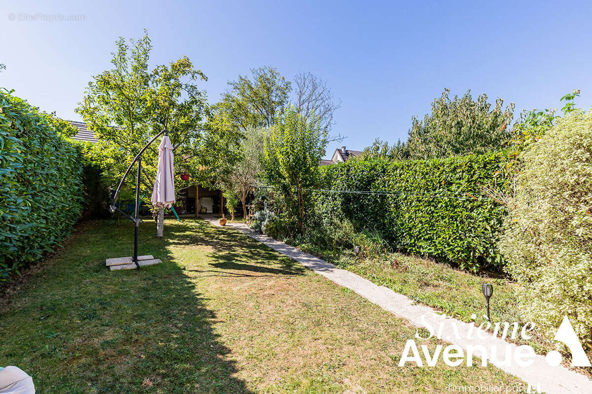 Maison à SAVIGNY-SUR-ORGE