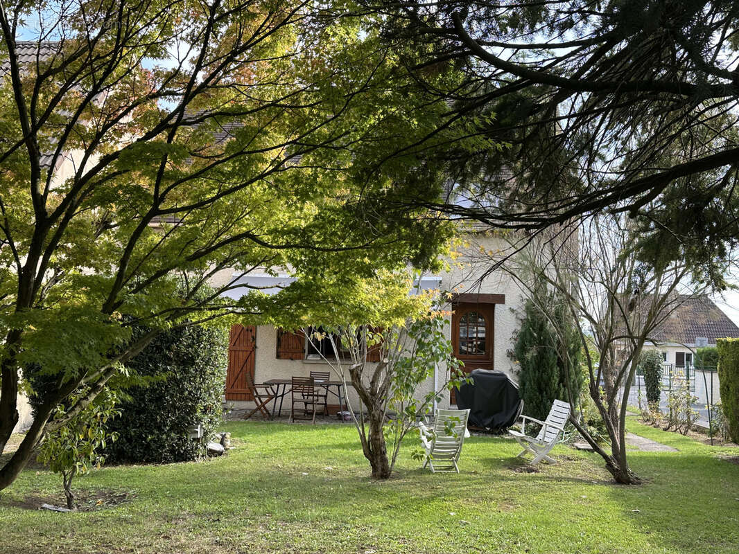 Maison à THORIGNY-SUR-MARNE