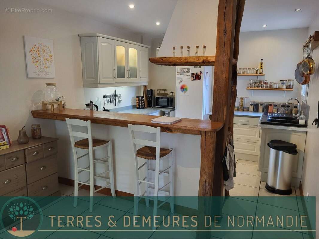 Maison à SAINT-MARTIN-EN-CAMPAGNE