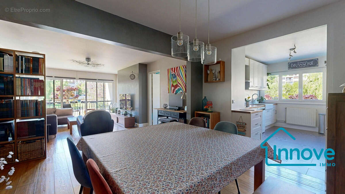 Appartement à NOISY-LE-ROI