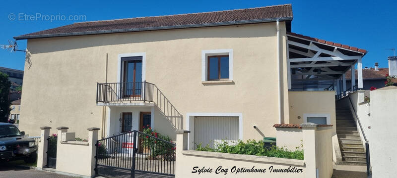Maison à CHATENOIS