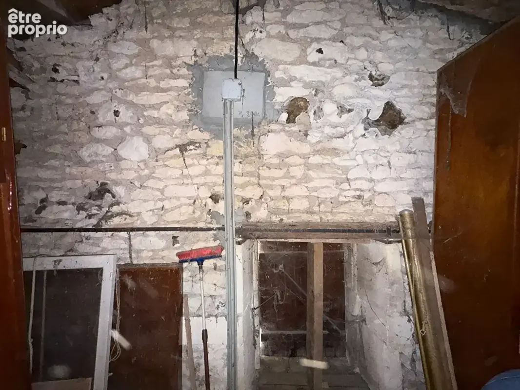 Garage / dépendance en pierre ? 140 m² développés ? fort potentiel de transformation - photo 6