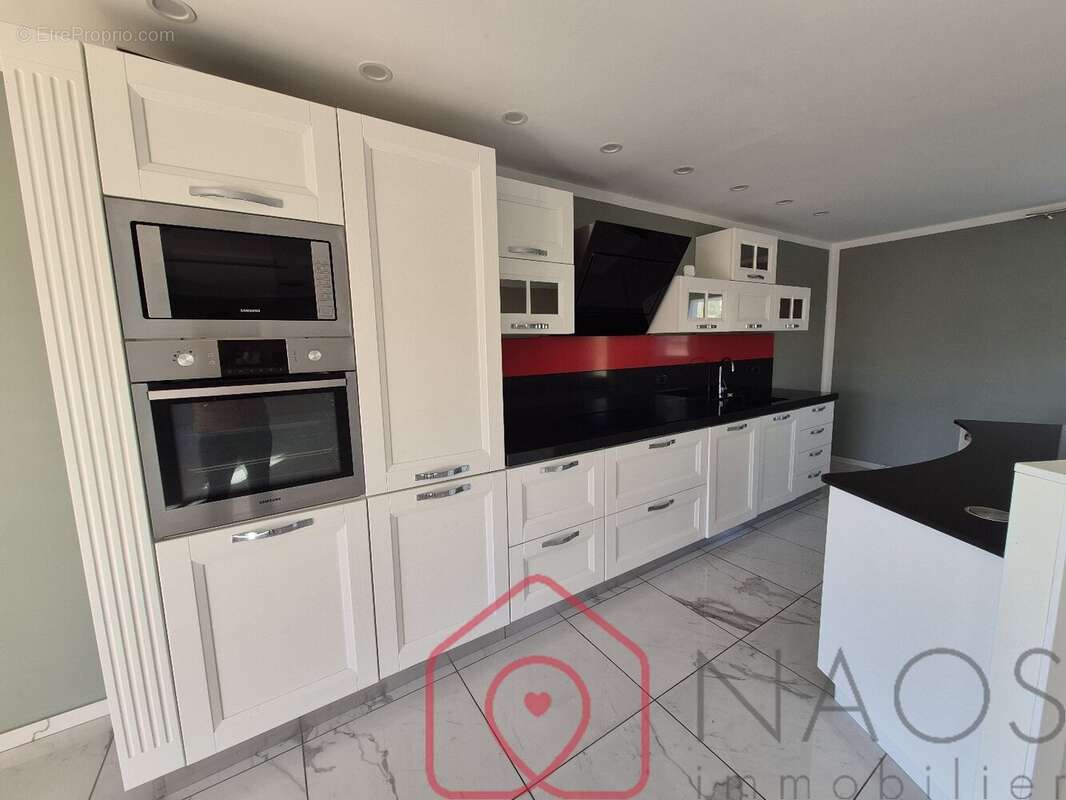 Maison à VILLENEUVE