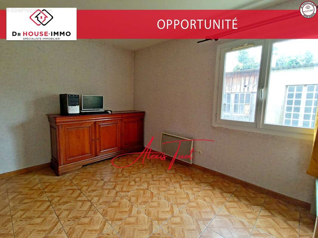 Maison à AMBARES-ET-LAGRAVE