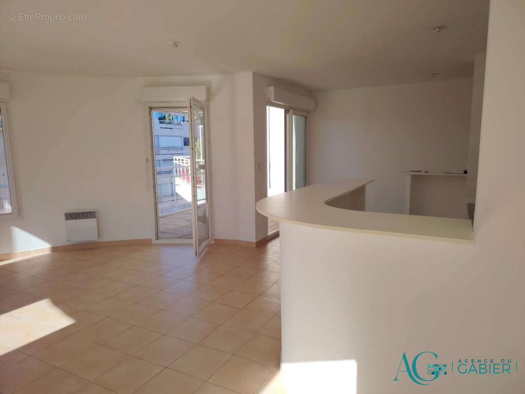 Appartement à HYERES