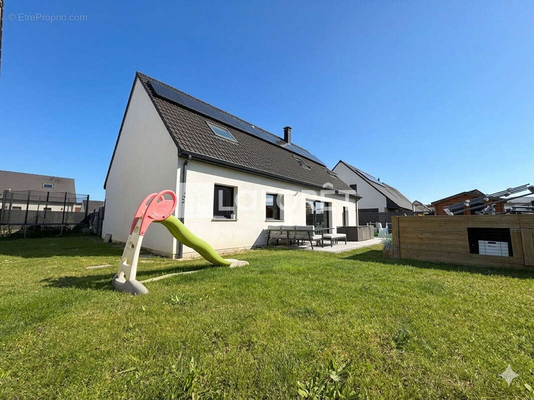 Maison à THUMERIES