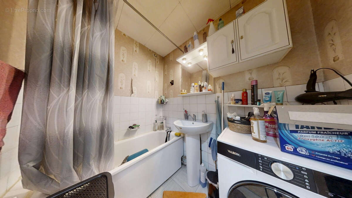 Appartement à SAINT-ETIENNE