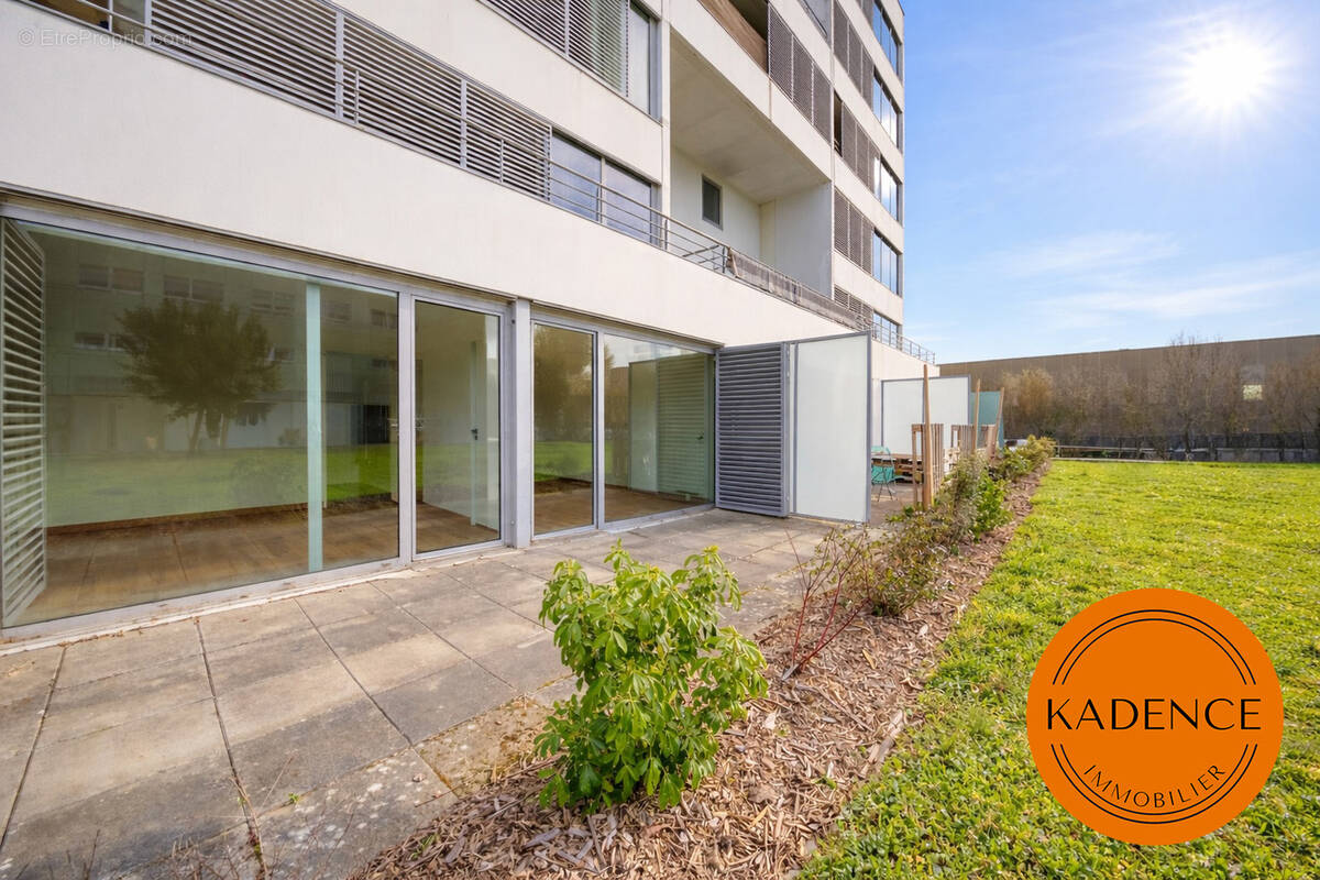 Appartement à SAINT-JACQUES-DE-LA-LANDE