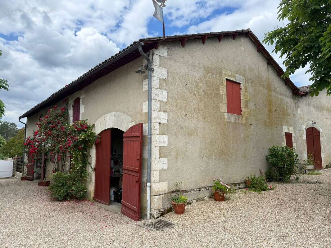 Appartement à CERCOUX