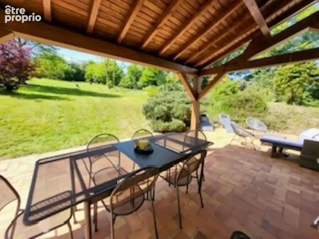 Maison de campagne à vendre dans le Perche avec 5 chambres. - photo 4