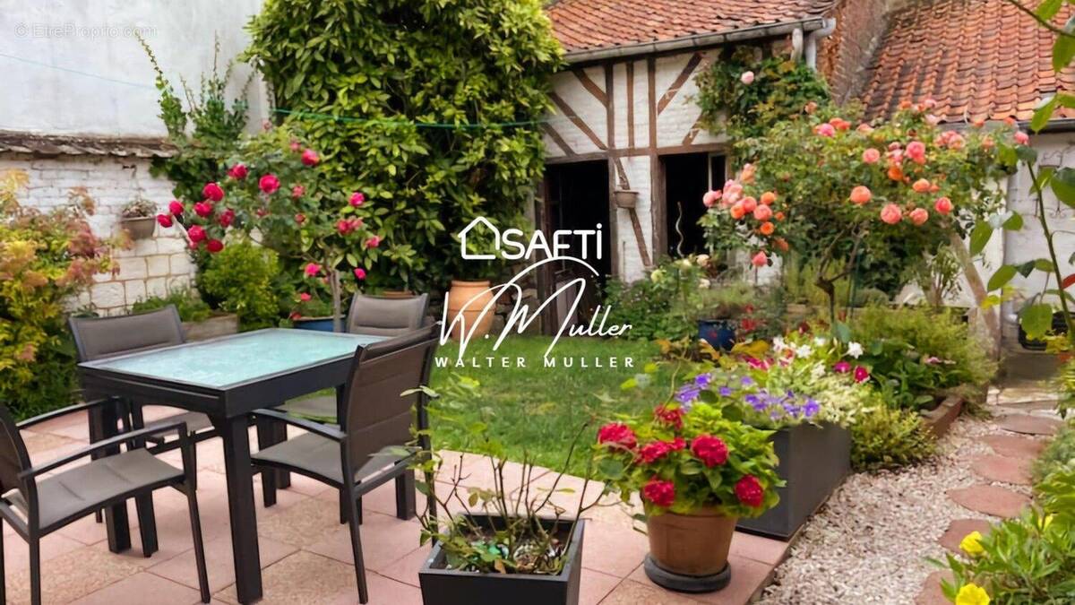 Photo 1 - Maison à CRECY-EN-PONTHIEU