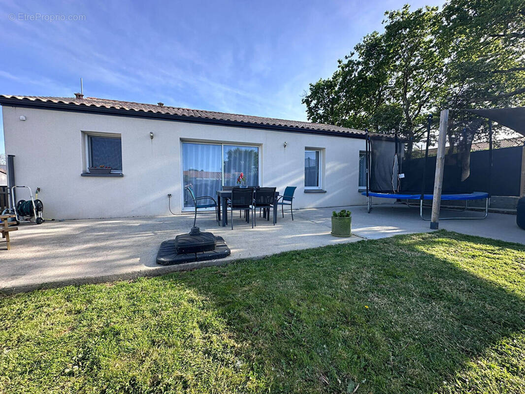 Maison à LA CHAPELLE-ACHARD