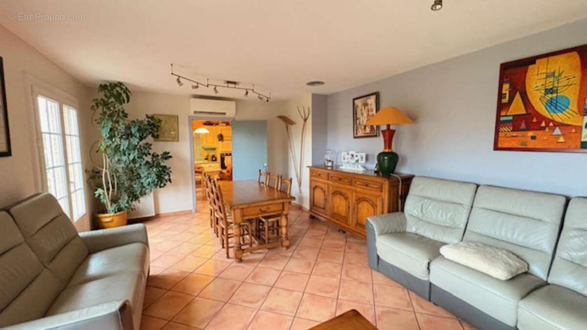 Maison à FLORENTIN