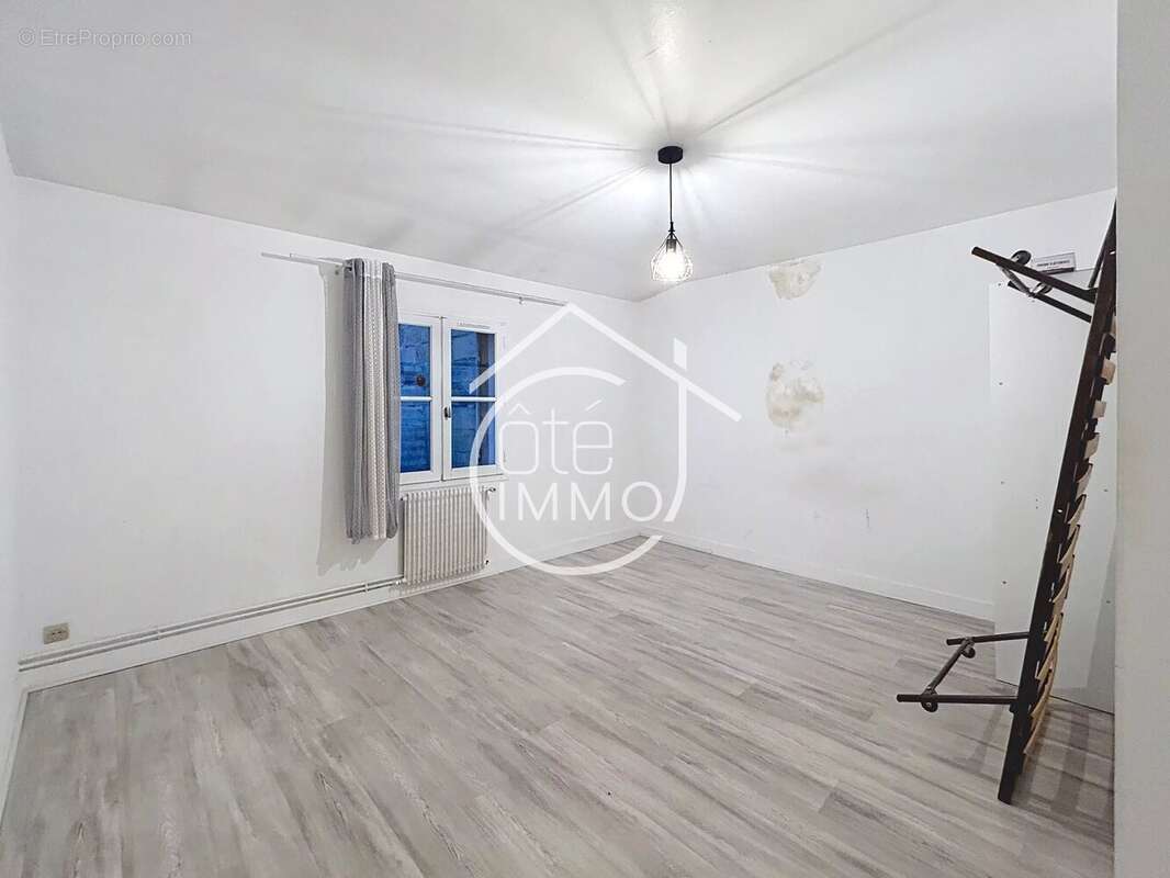 Appartement à CASTILLON-LA-BATAILLE